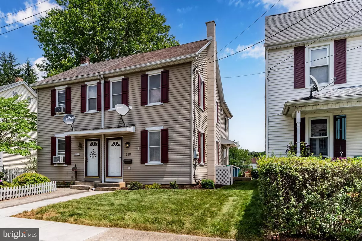Carlisle, PA 17013,319 N COLLEGE ST
