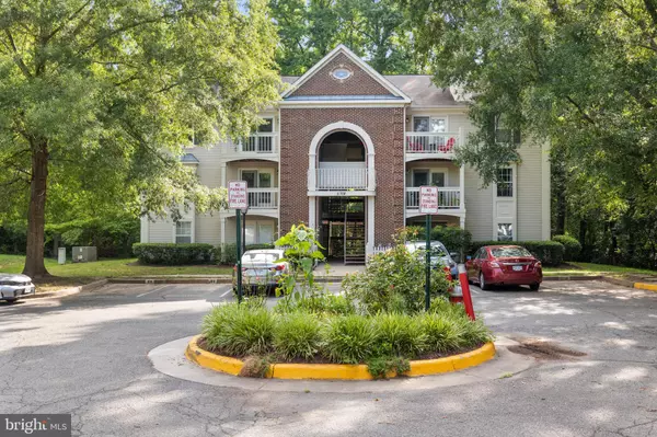 5708 SHADWELL CT #107, Alexandria, VA 22309