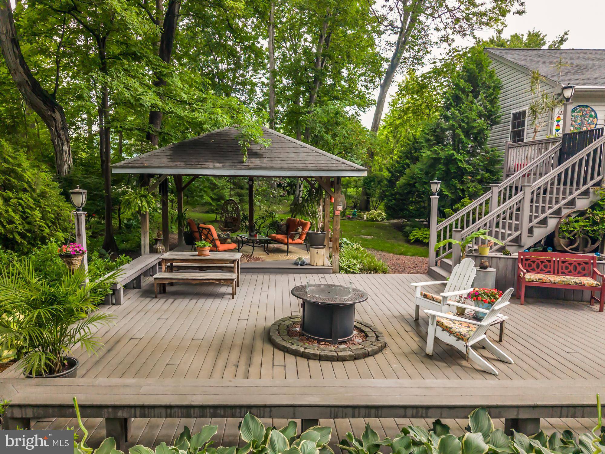 Honey Brook, PA 19344,327 HUNTERS RUN RD
