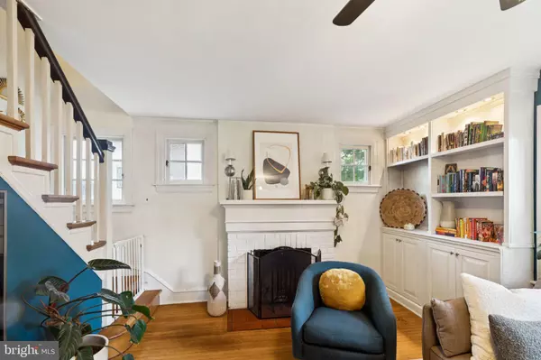Elkins Park, PA 19027,8326 ROBERTS RD