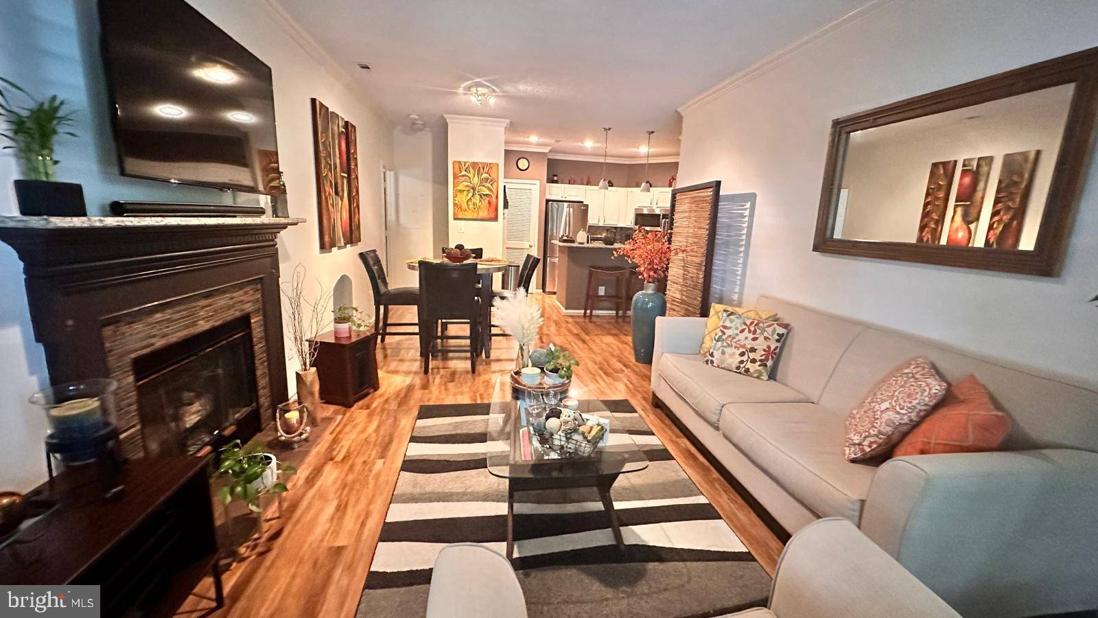 Fairfax, VA 22033,4417 FAIR STONE DR #102