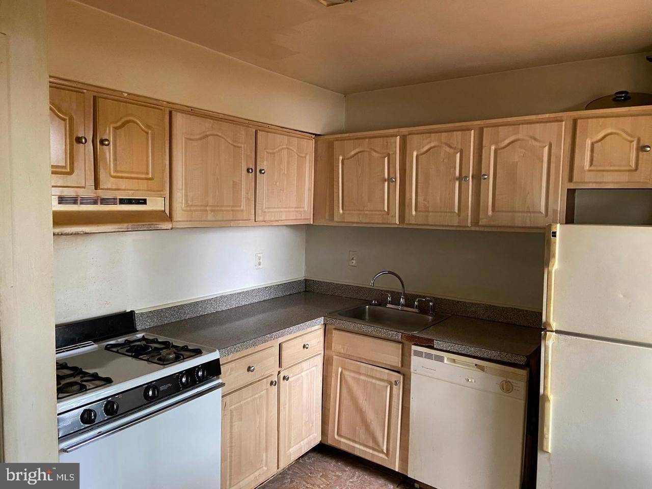 Columbia, MD 21045,9627 WHITE ACRE RD #A4