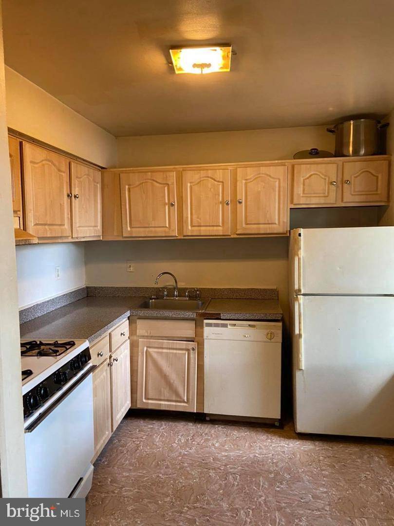 Columbia, MD 21045,9627 WHITE ACRE RD #A4