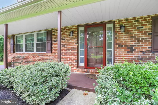 Garnet Valley, PA 19060,3827 SHARON DR