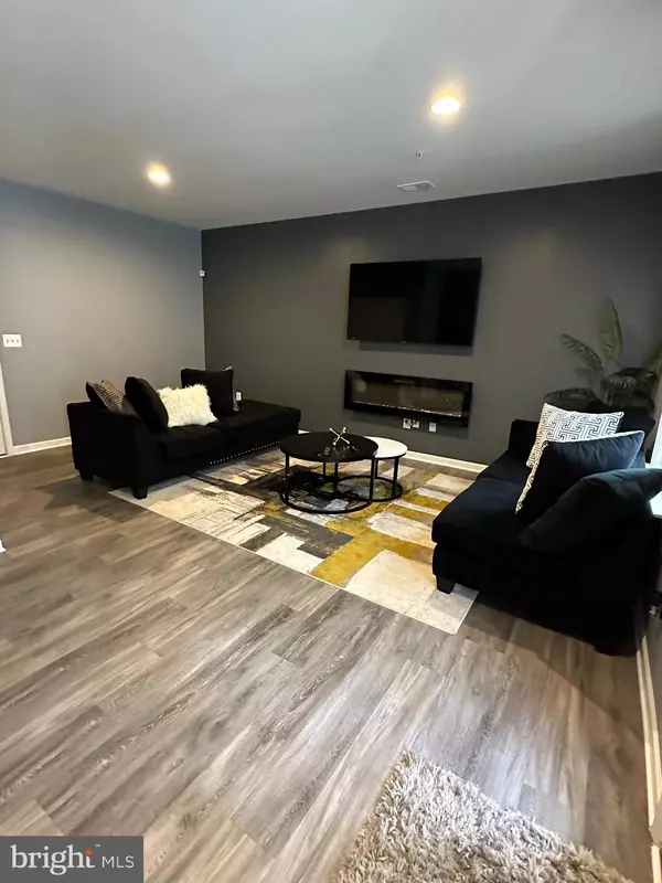 Upper Marlboro, MD 20774,2645 SIERRA NEVADA AVE