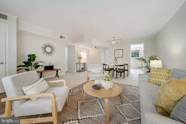88 N BEDFORD ST #88C, Arlington, VA 22201