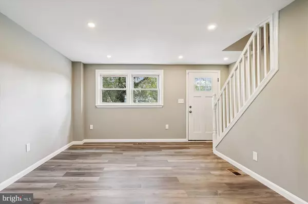 Baltimore, MD 21225,3824 W BAY AVE W