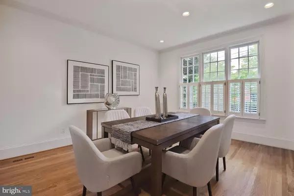 Washington, DC 20016,5222 LOUGHBORO RD NW