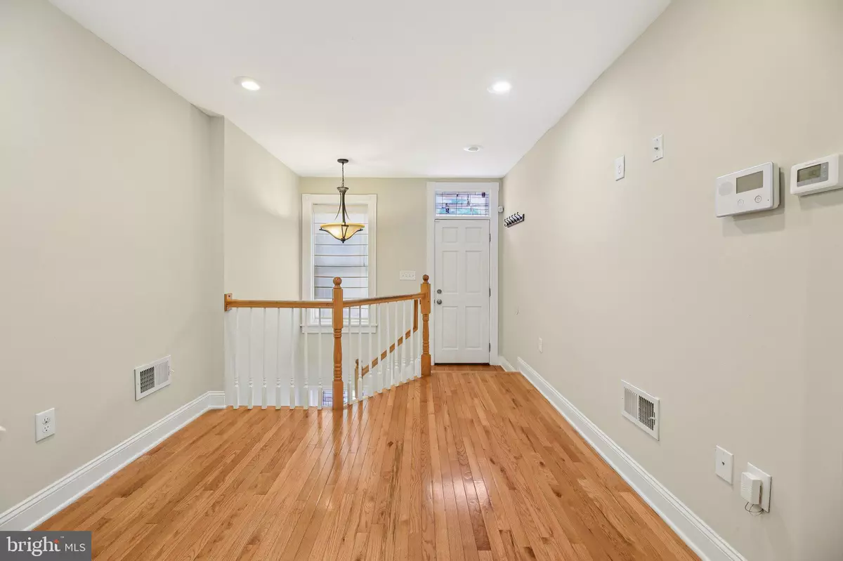 Baltimore, MD 21231,2207 MULLIKIN ST