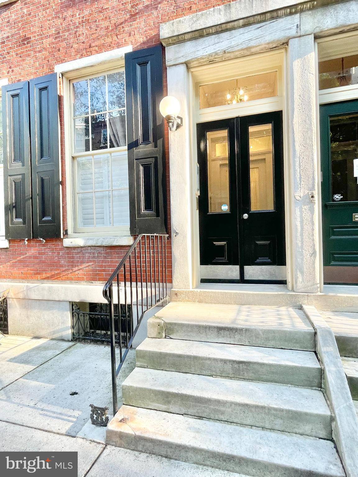 Philadelphia, PA 19103,1716 PINE ST #2 (1R)