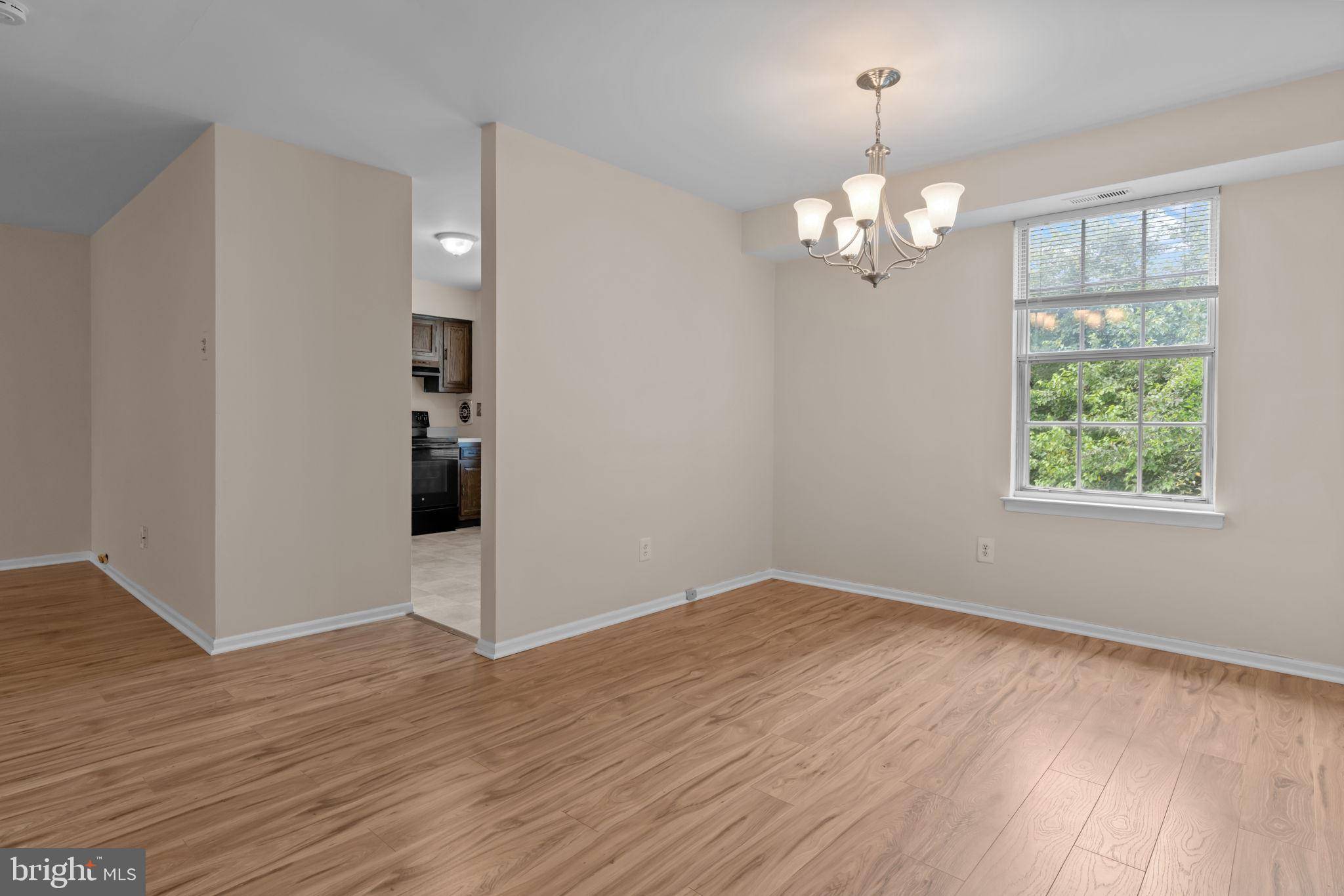 Yardley, PA 19067,573-A THRUSH CT