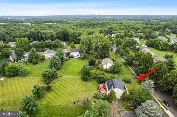 Princeton Junction, NJ 08550,17 SPRINGHILL DR