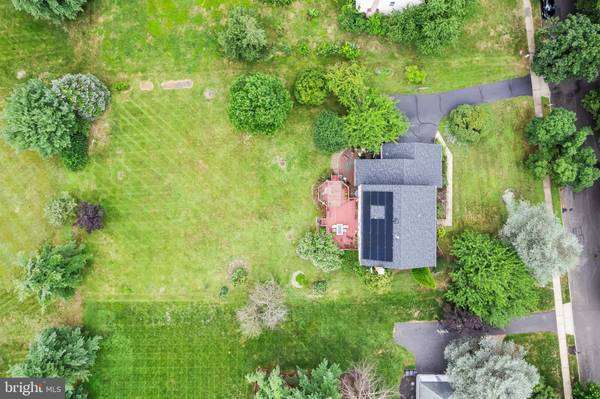 Princeton Junction, NJ 08550,17 SPRINGHILL DR