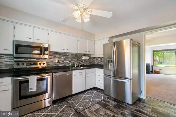 Elkridge, MD 21075,5855 WHISPER WAY #19-08