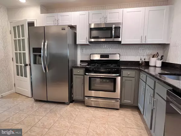 Delanco, NJ 08075,216 FENIMORE LN