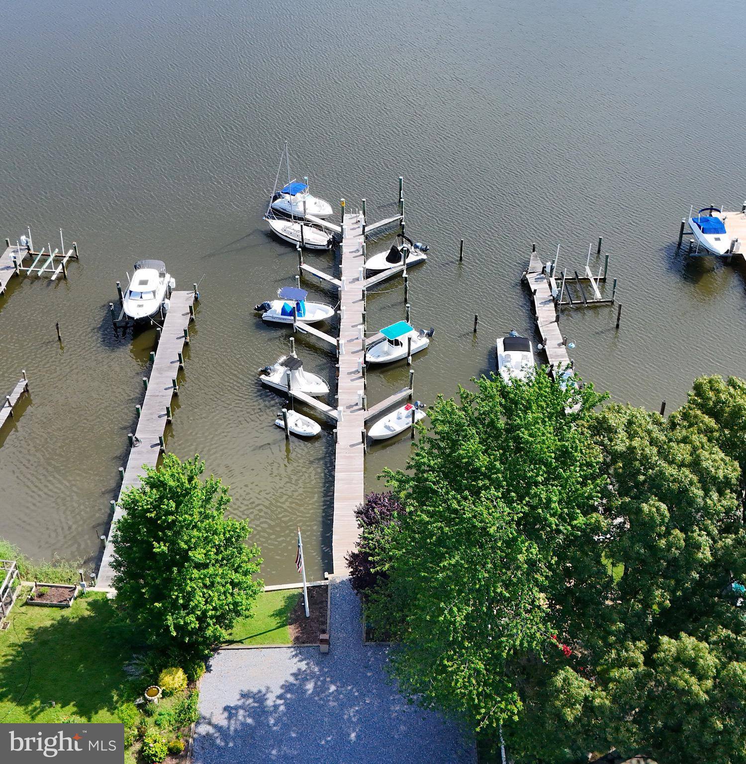 Annapolis, MD 21403,1242 CREEK DR