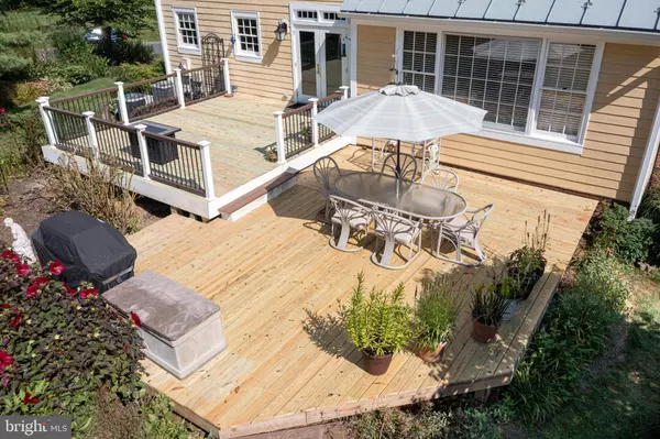 Fairfax Station, VA 22039,9849 S PARK CIR