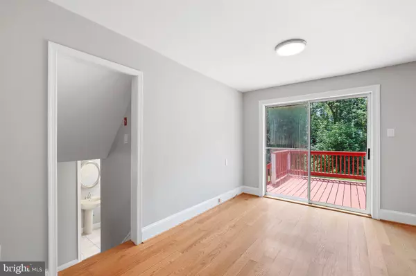 Claymont, DE 19703,912 PROVIDENCE AVE