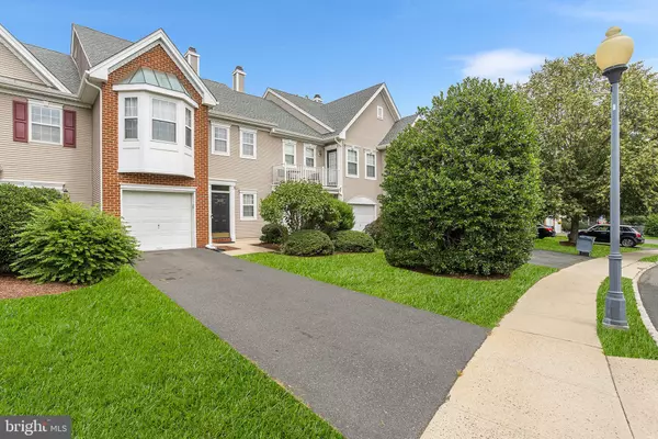 303 BOLLEN CT, Pennington, NJ 08534