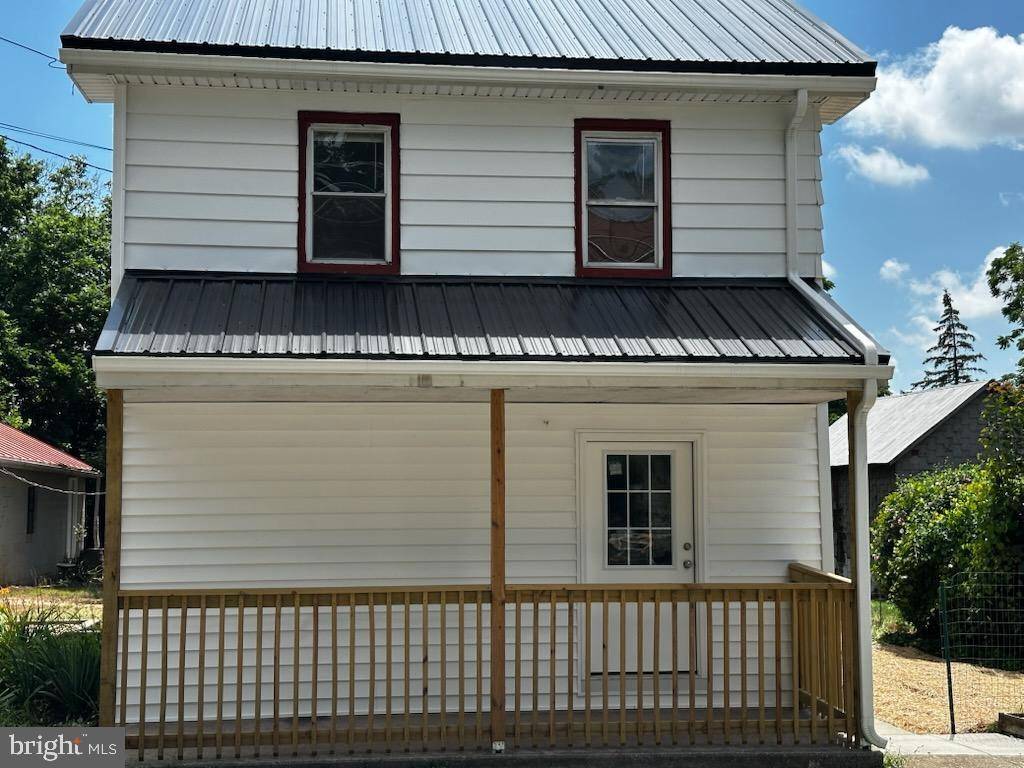 2345 OLD TRAIL RD, Etters, PA 17319