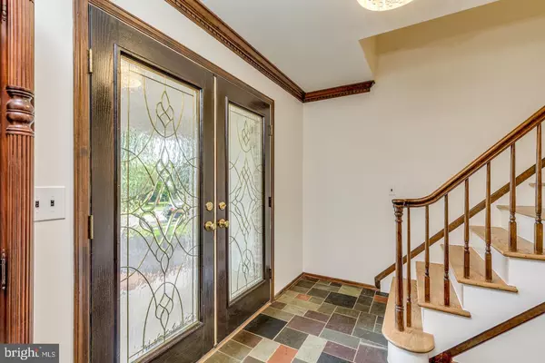 Hamilton, NJ 08619,84 TERRAPIN LN