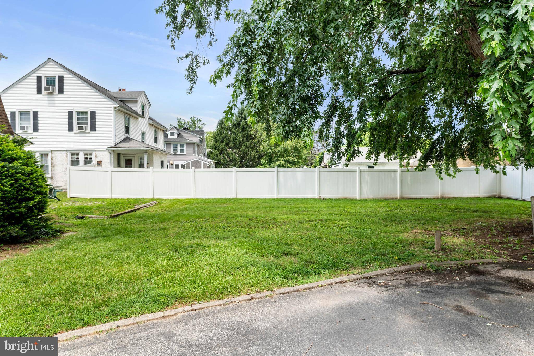 Drexel Hill, PA 19026,833 WILDE AVE