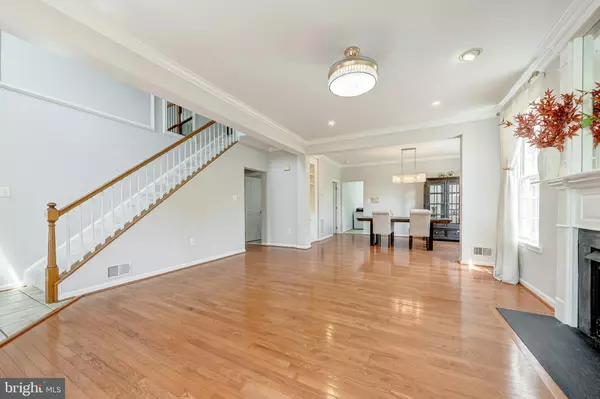 13765 FLEET ST, Woodbridge, VA 22191