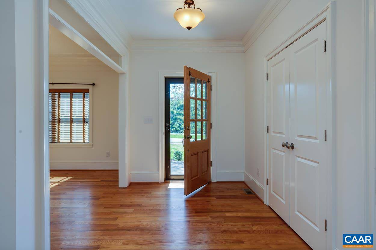 Keswick, VA 22947,1332 PIPER WAY