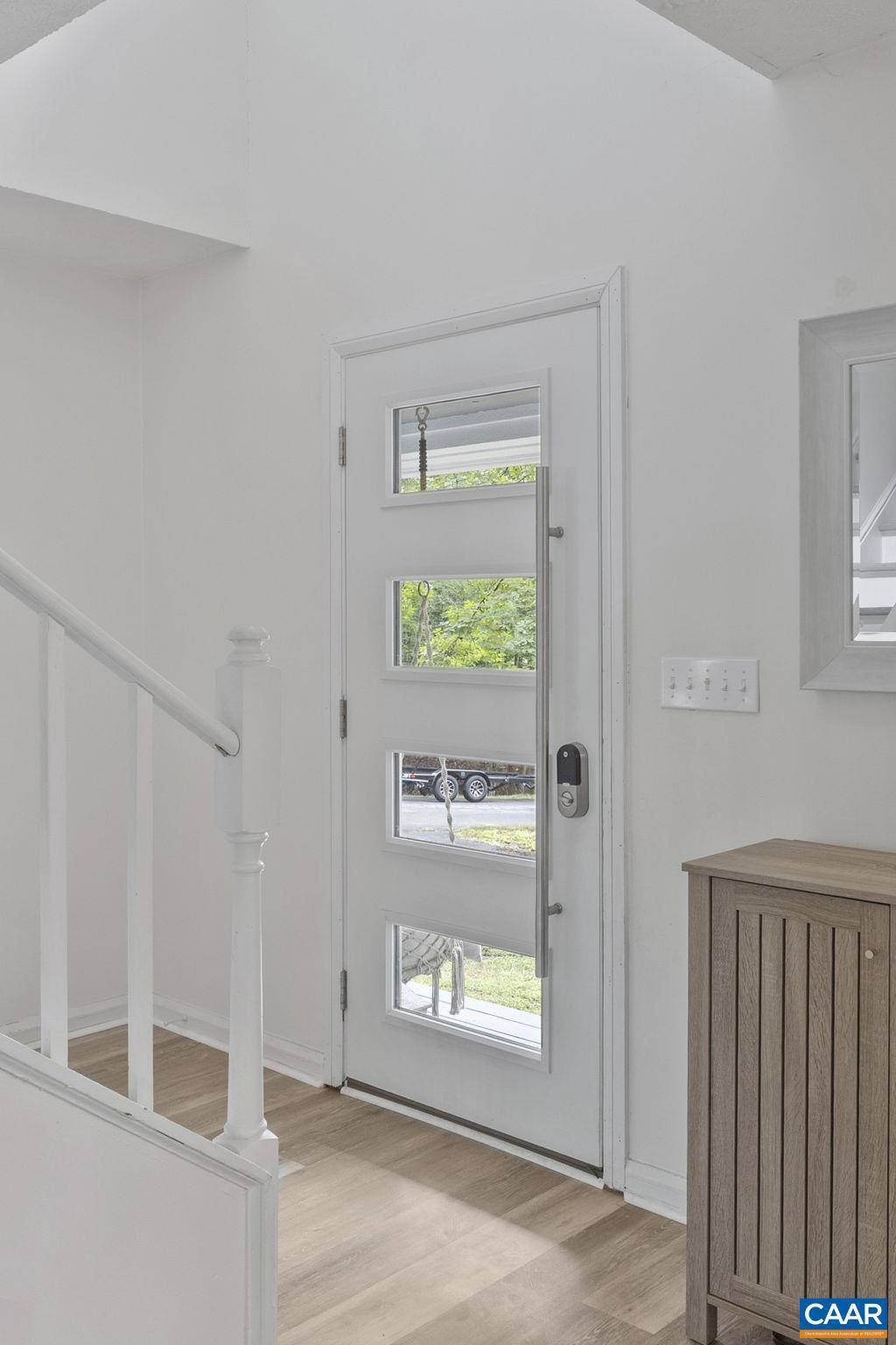 Palmyra, VA 22963,26 WOODLAWN DR