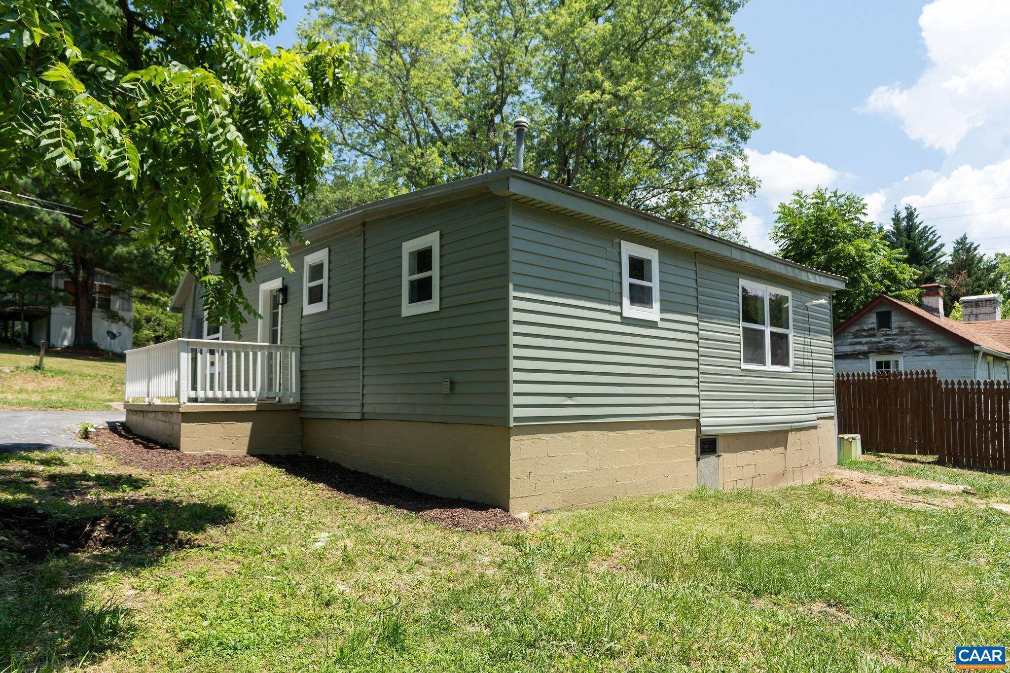 Waynesboro, VA 22980,1805 SHENANDOAH AVE