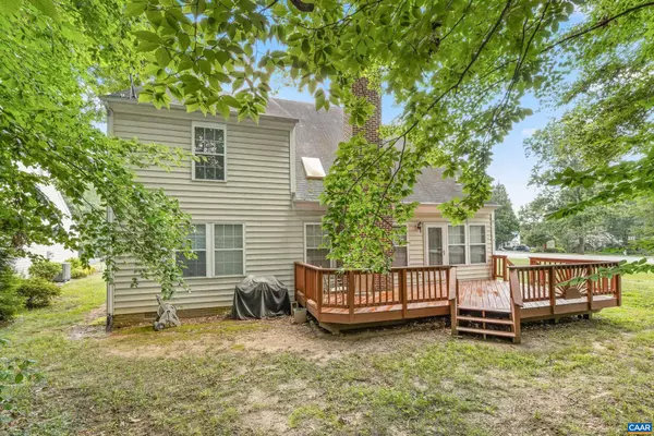 Charlottesville, VA 22911,2040 WHISPERING WOODS DR
