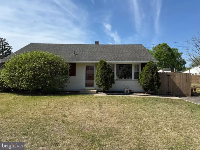 34 N ROSE LN, West Berlin, NJ 08091