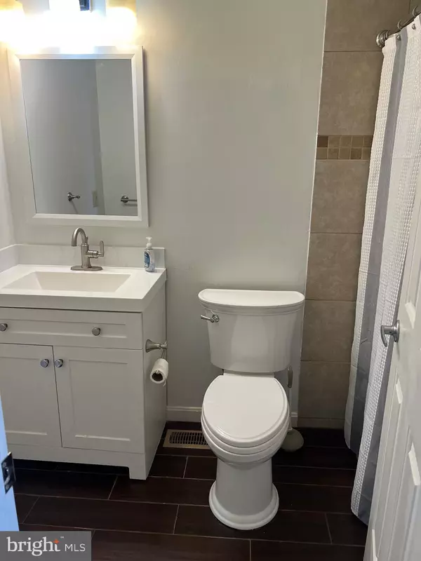 Woodstock, VA 22664,411 BOYD ST