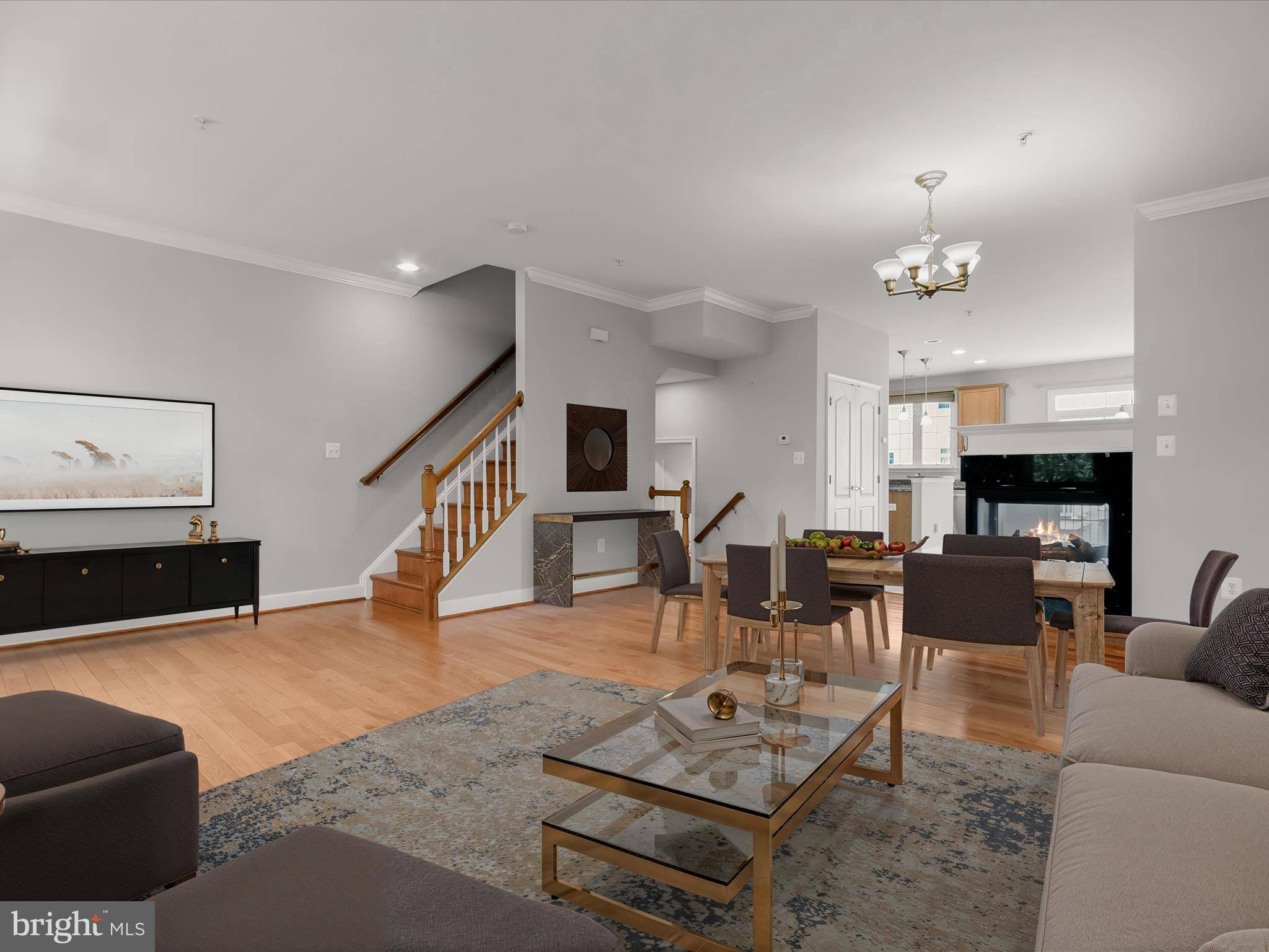 Gaithersburg, MD 20877,563 PELICAN AVE