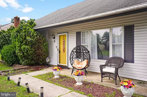 Sicklerville, NJ 08081,12 EISENHOWER LN