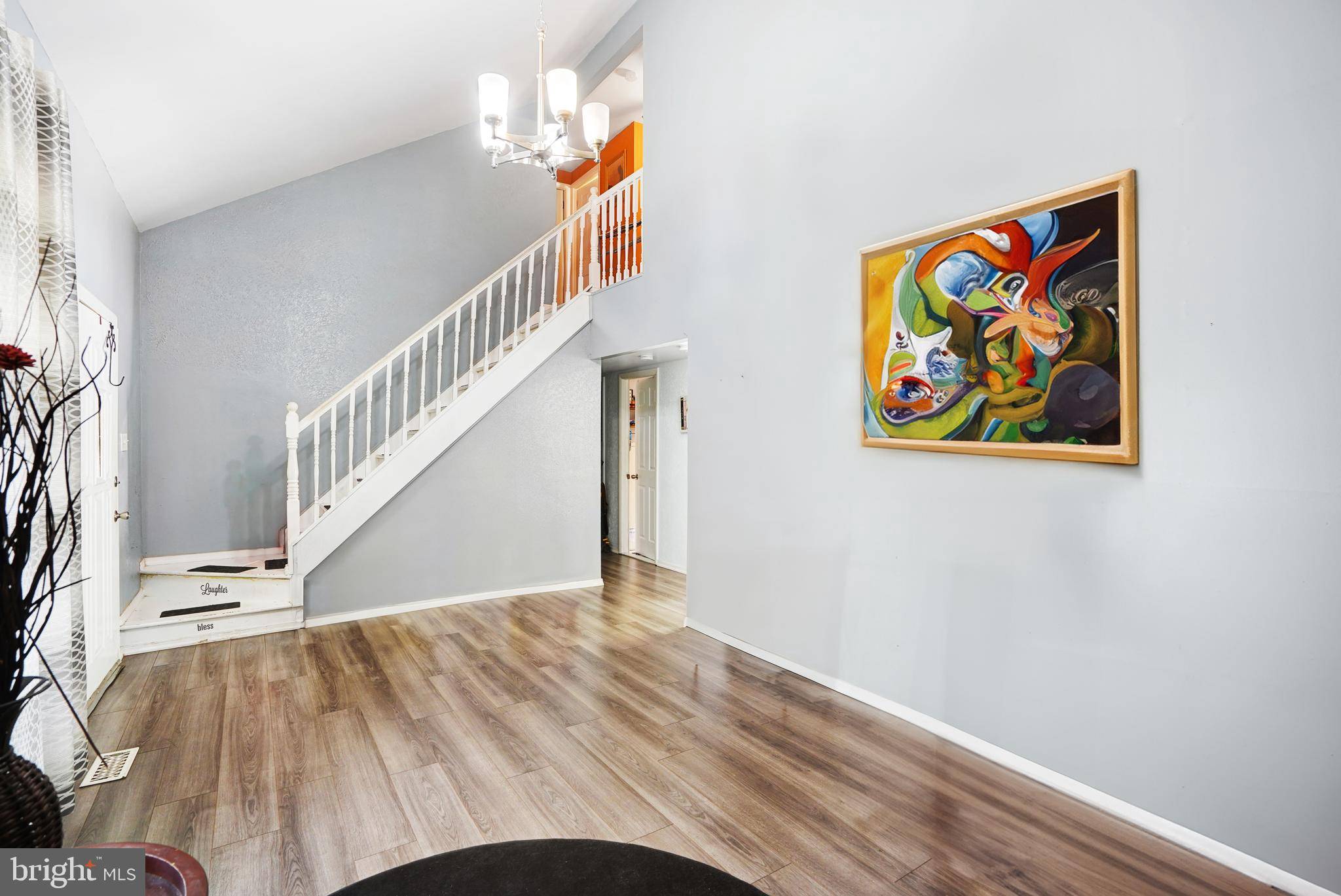 Sicklerville, NJ 08081,12 EISENHOWER LN