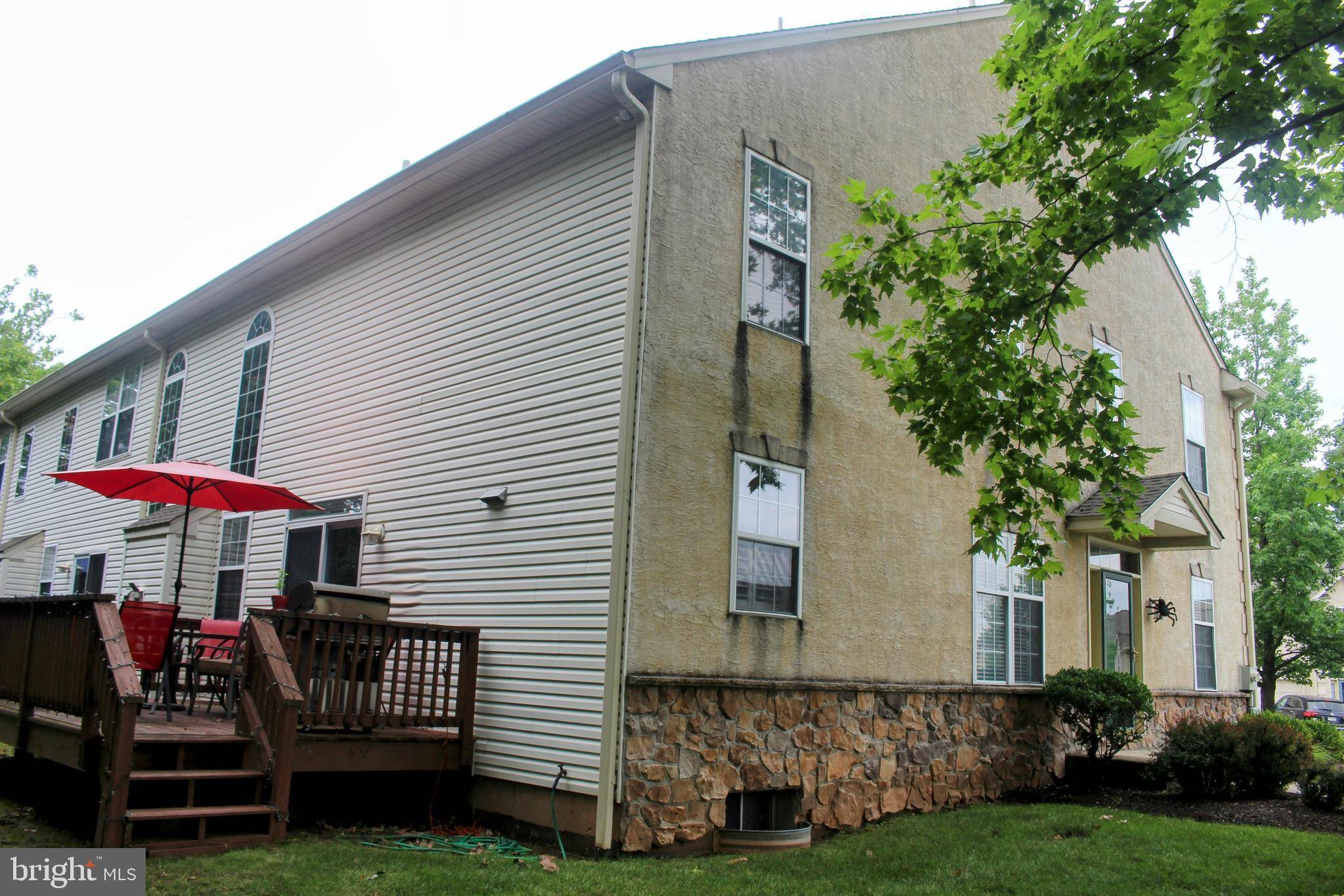 North Wales, PA 19454,220 HAMPTON GREEN DR