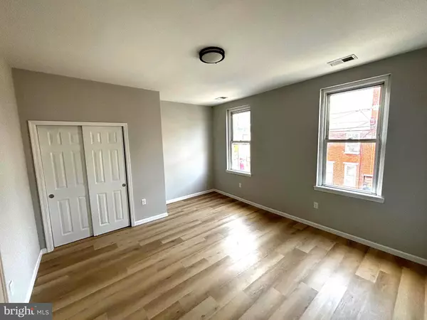 Philadelphia, PA 19148,517 MIFFLIN ST #2