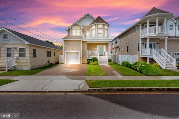 North Wildwood, NJ 08260,102 E 8TH AVE