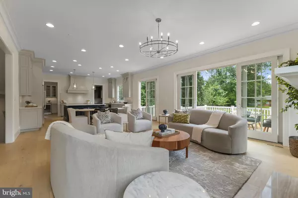 Alexandria, VA 22308,8628 PLYMOUTH RD