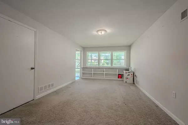 Newark, DE 19711,44 CORNWALL DR