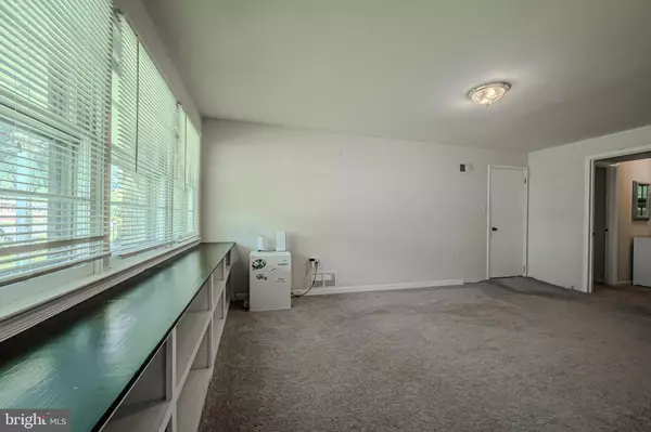 Newark, DE 19711,44 CORNWALL DR