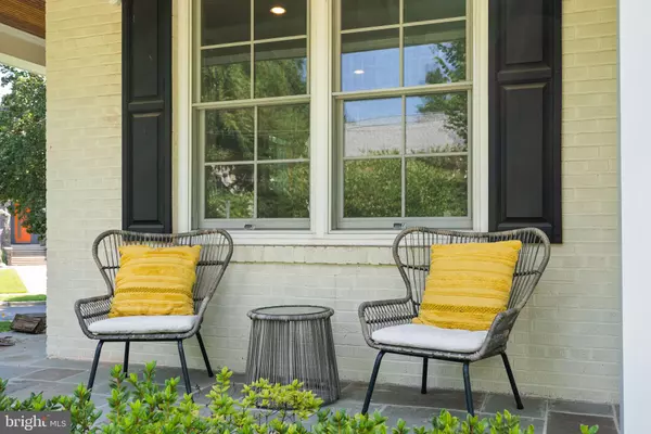 Bethesda, MD 20814,8013 MAPLE RIDGE RD