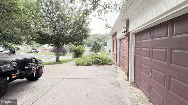 Newark, DE 19711,6 DENISON ST