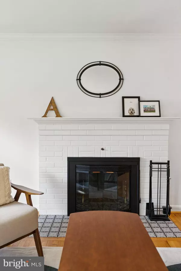 Kensington, MD 20895,5006 FLANDERS AVE