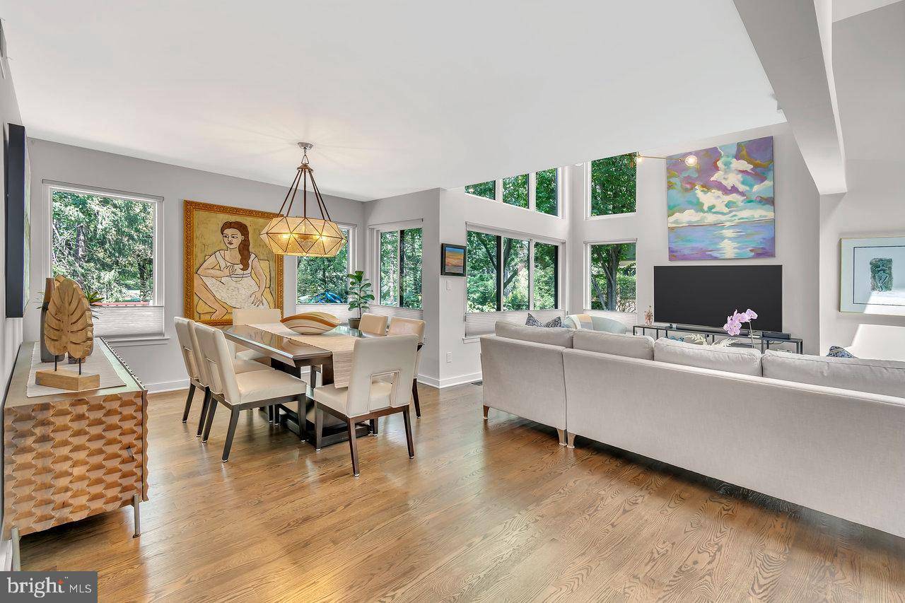 Princeton, NJ 08540,107 SAYRE DR
