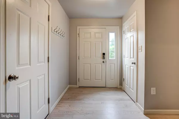 Boalsburg, PA 16827,138 KESTREL LN