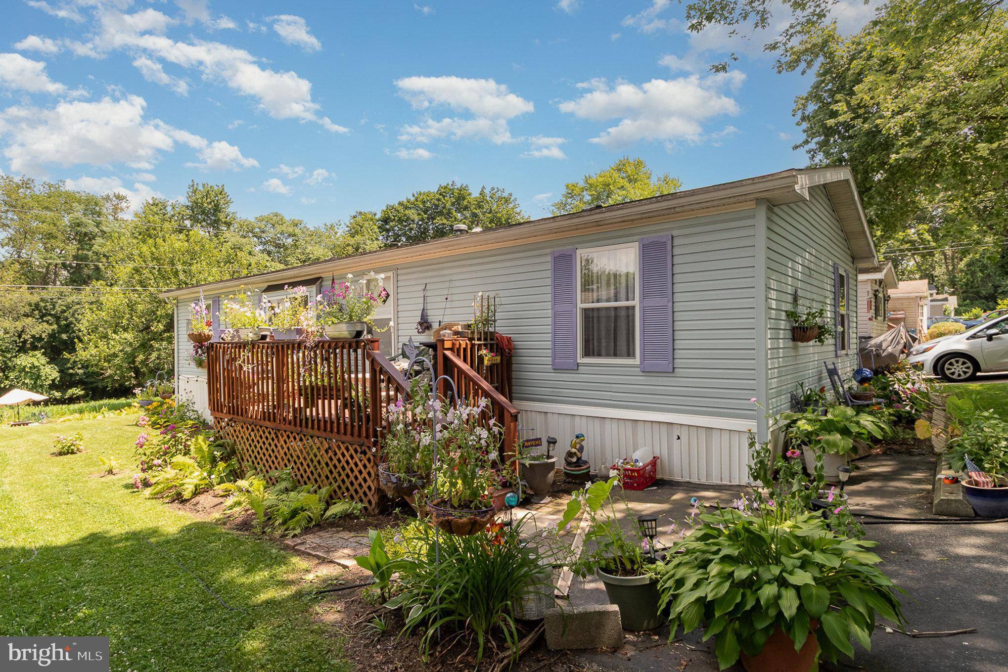 670 HEMPFIELD HILL RD #20, Columbia, PA 17512