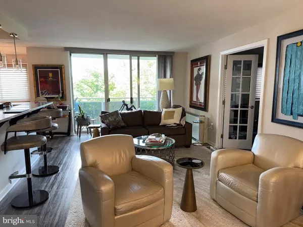 Takoma Park, MD 20912,7333 NEW HAMPSHIRE AVE #618