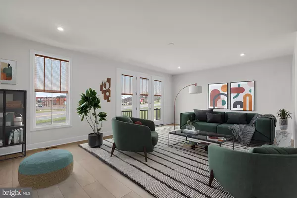 Ashburn, VA 20147,44486 LOWESTOFT SQ